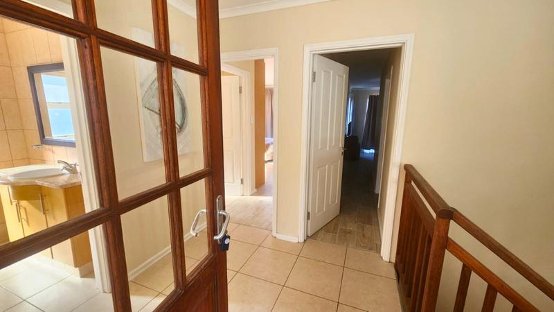 To Let 3 Bedroom Property for Rent in Pinnacle Point Golf Estate Western Cape